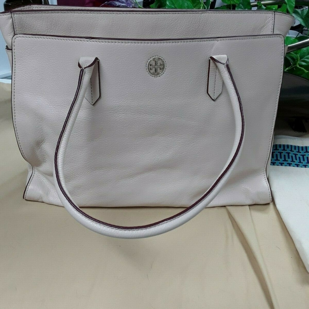 Tory Burch Purse/Tote Color Light Pink